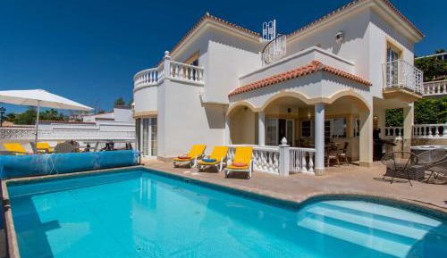 Villa with Sea View