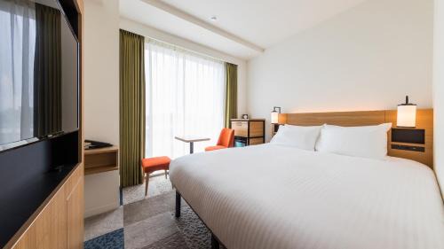 Superior Double - Separate Bathroom & Toilet  for 1 Adult - Non-Smoking