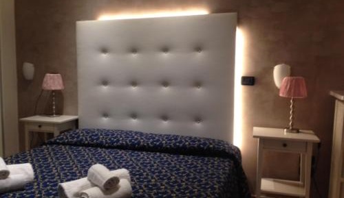 Basic Double Room - Ground Floor