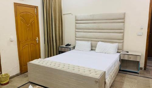 Deluxe Single Room