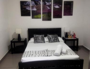 Queen Room