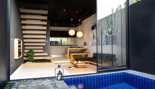 Deluxe Family Room