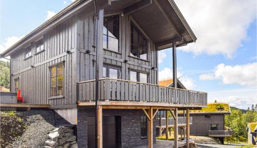 Five-Bedroom Holiday Home