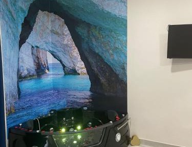 King Room with Spa Bath