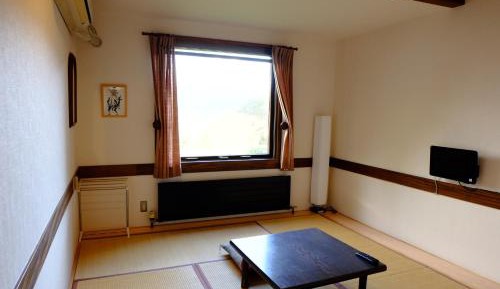 Family Room (4 Adults)