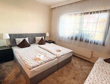 Triple Room with Private Bathroom