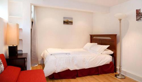 Studio Apartment