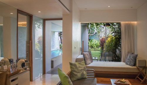 Heavenly Pool Suite With King Bed  