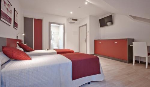 Twin Room with View