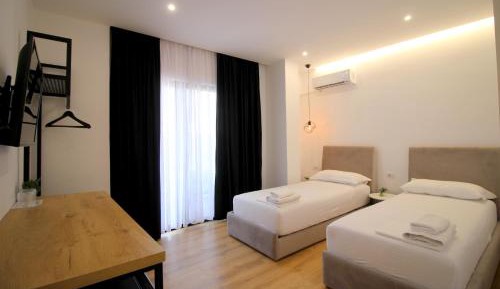 Deluxe Double or Twin Room with Balcony