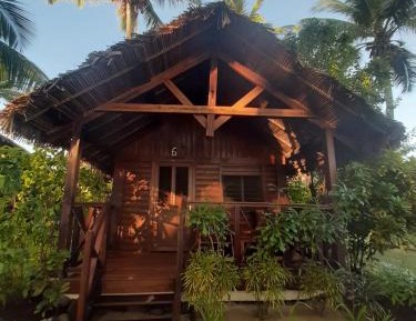 Bungalow - Water Front 