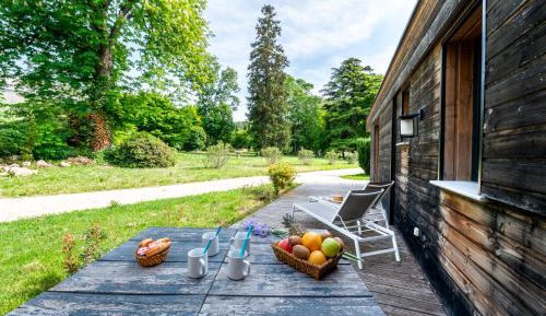 Cottage with Garden View