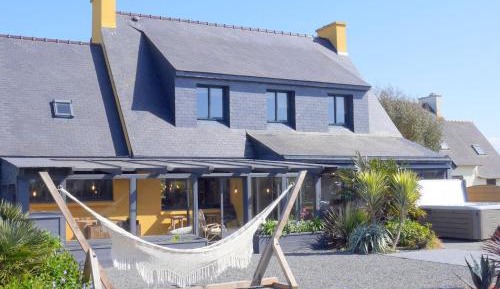 Five-Bedroom Holiday Home