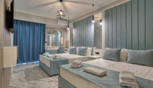 Classic Quadruple Room
