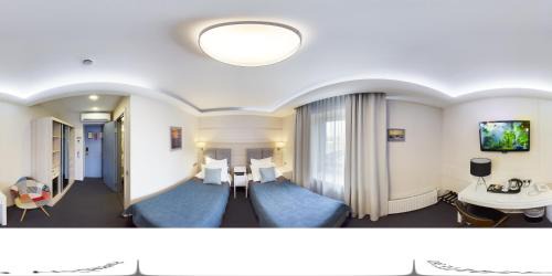 Small Double or Twin Room