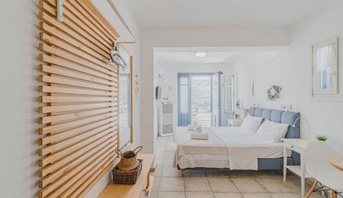Studio with Private Balcony
