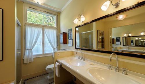Junior Suite (3 Adults)