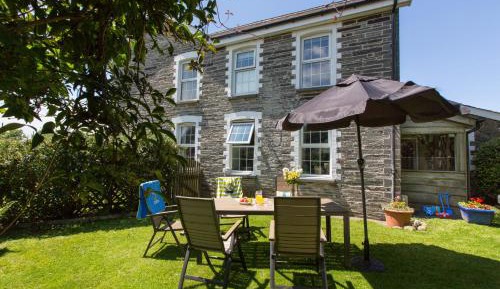 Three-Bedroom Cottage