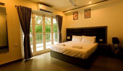 Deluxe Double Room with Balcony