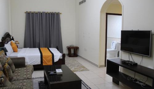 Studio Apartment