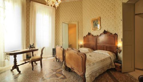 Superior Double or Twin Room with City View