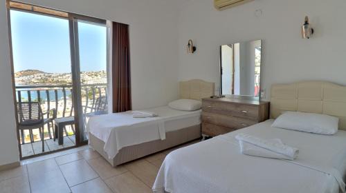 Twin Room with Sea View