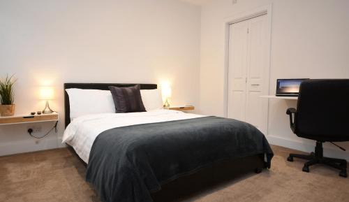Deluxe Double Room with Shower