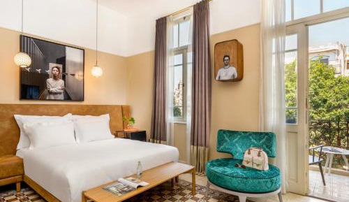 Classic King Room with Balcony