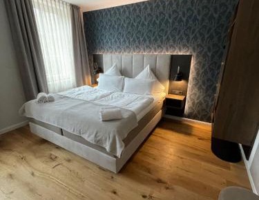 Large Double Room