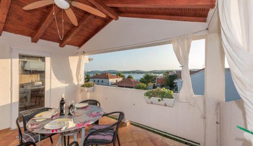Classic One-Bedroom Apartment