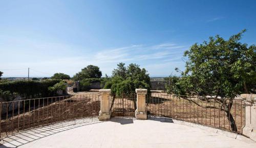 Quadruple Room with Terrace