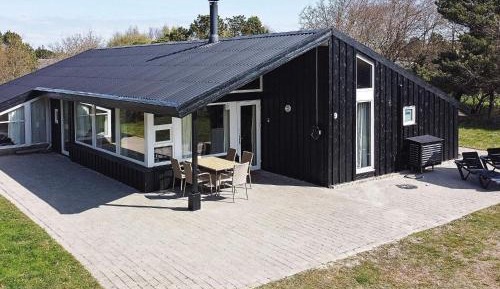 Four-Bedroom Holiday Home