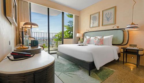 Double or Twin Room with Partial Sea View