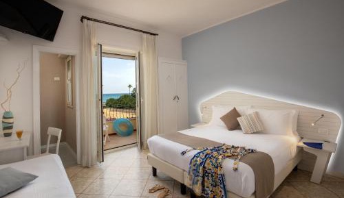 Triple Room with Balcony