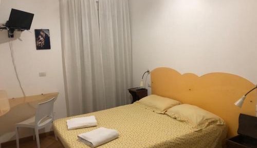 Double Room with Private External Bathroom