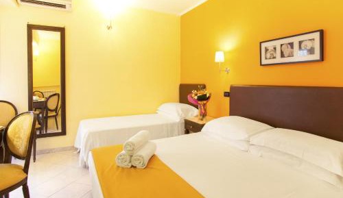 Triple Room