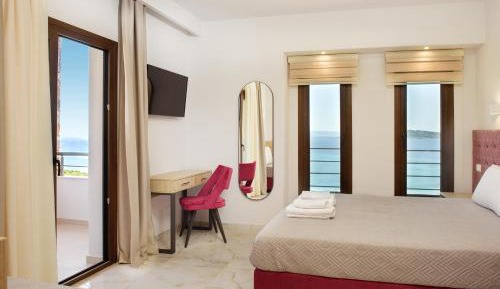 Superior Double or Twin Room with Sea View