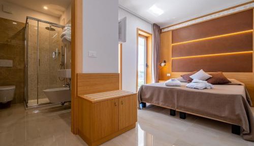 Junior Suite with Balcony