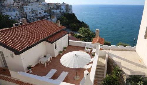 Queen Room with Sea View