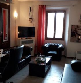 Studio with Sofa Bed