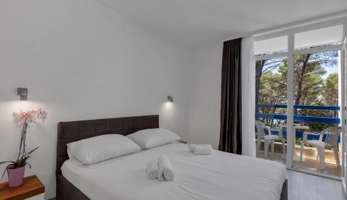 Standard Double/Twin Room with Extra Bed and Balcony - Annex