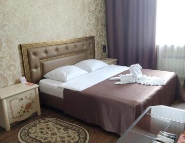 Deluxe Double Room with Bath