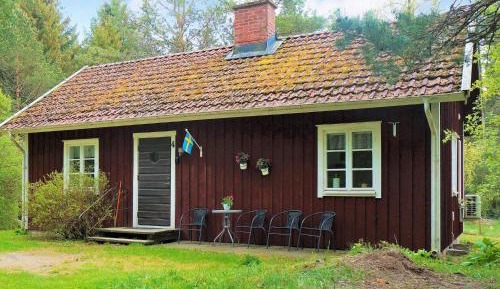 Two-Bedroom Holiday Home