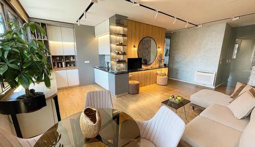 Apartment with Terrace