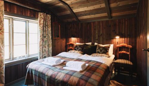 Double Room with Shared Bathroom