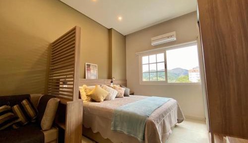 King Studio with Sofa Bed