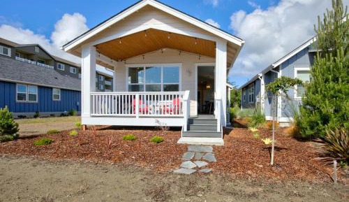 One-Bedroom Holiday Home