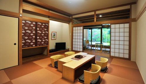 Japanese-Style Deluxe Room with Open Air Bath - Annex