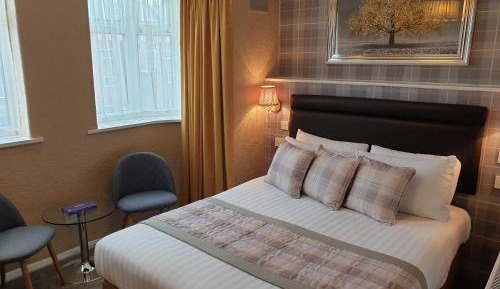 Superior King Room