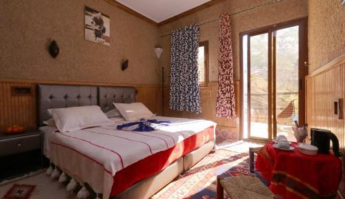 Double or Twin Room with Balcony